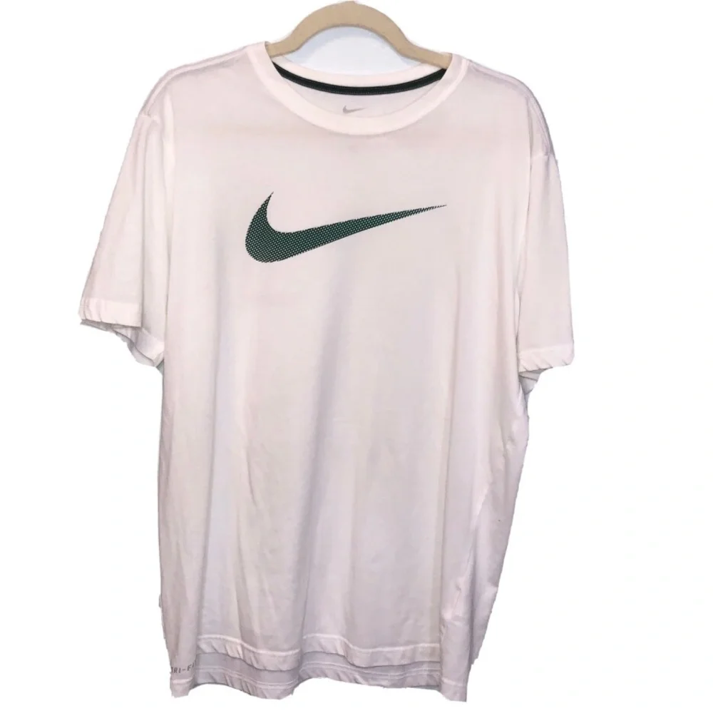 Nike Dri-Fit Short Sleeve Tee Shirt Size Large - Picture 1 of 4